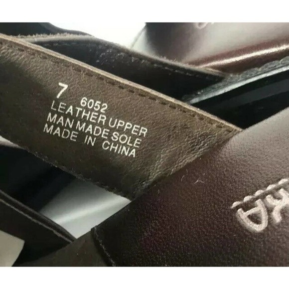 Womens Minnetonka 6052 Brown Leather Horsebit Medallion Cap Toe Mule Clogs Sz 7 - Picture 7 of 11